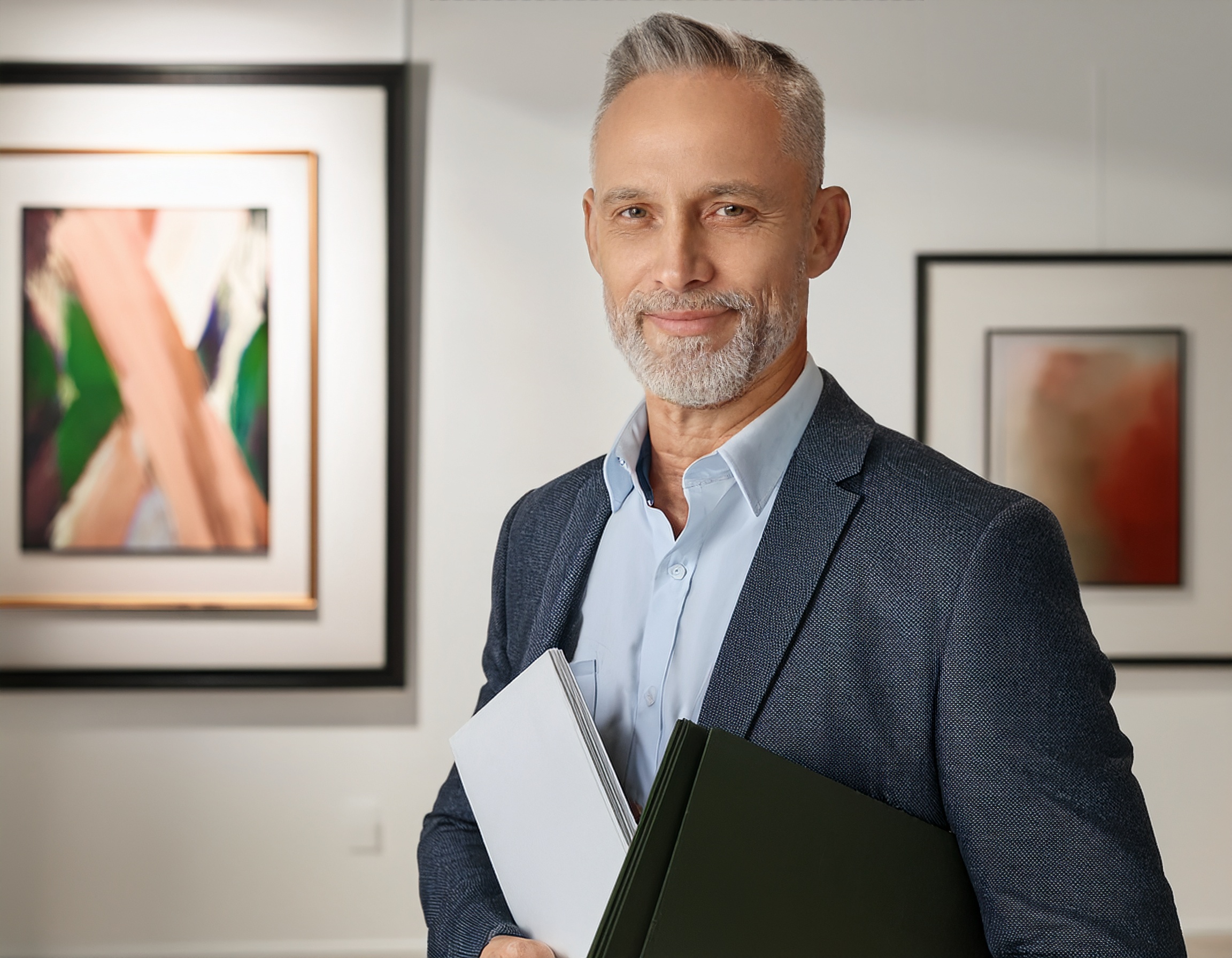 Bernd Rumpf, männlicher Steuerberater mit seriösem Auftreten